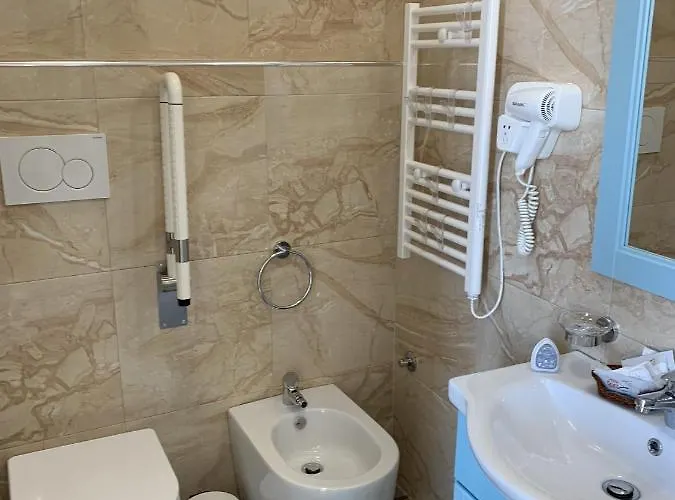 Piazza Fontana Luxury 4*