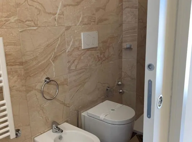 Piazza Fontana Luxury Oda ve Kahvaltı 4*